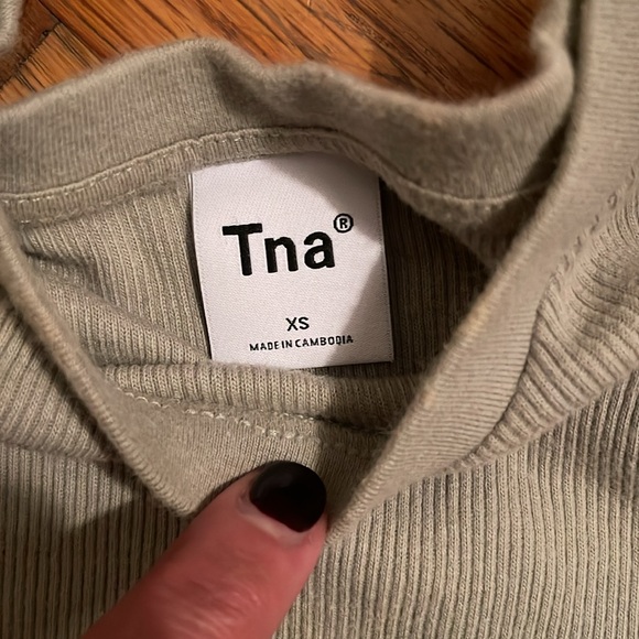TNA BUNDLE of 2 TNA tops - Picture 4 of 4